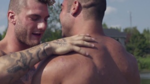 Skin Diving - William Seed and Bellamy Bradley pooper Nail