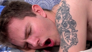 DylanLucas.com - Caucasian Dean Phoenix jerking uncut dick