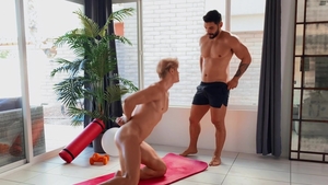 Drill My Hole: Coach ALAM WERNIK having fun with Arad Winwin