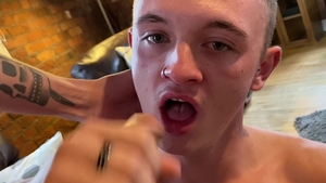 TXXXMStudios.com: Oliver Wesley very clean masturbating porn