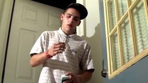 Boys-Smoking.com: Trimmed Drac wants hard pounding