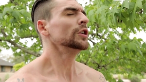 NextDoorBuddies: Caucasian masturbating outdoors