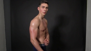 EastBoys.com - Straight Emilion Reynolds goes wild on cock