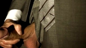 MenatPlay: Isaac's Leathered Stroker Delight