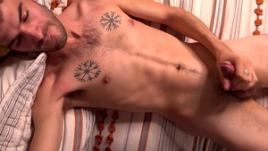 PitsAndPubes: Guy Criss and Antonio Hacienda sucking cock