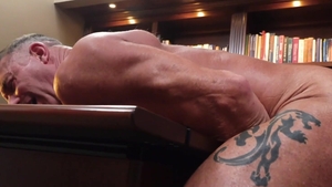 TwinkTop: Muscle Principal Figata throat fuck video