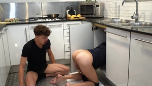 Brother Crush: Bubble Butt in Kitchen