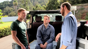 Next Door Raw: Full-Service Satisfaction