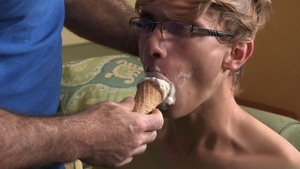 Family Dick: Barron's Long, Sloppy BJ