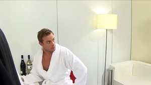 menatplay: The Pre-Show Scandal: Neil and Steven Unmasked