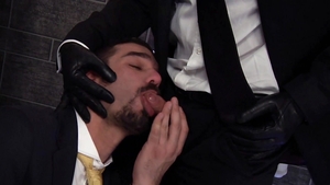 menatplay: Cubicle Fingering by Security Guard