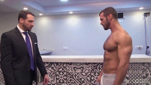 menatplay: MENatPLAY Exclusive: Vega's Wild Side