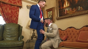 menatplay: President's Red Tie Chronicles