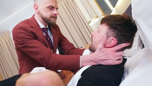 menatplay: Dirty Hotel Staff Takes Care of Needs