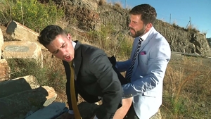 menatplay: Hector Takes Robbie to the Top