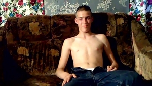 teensandtwinks: The Joys of Soloing for Small Guys
