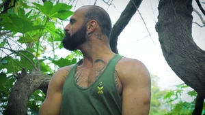 Raw bareback pounding in the park bushes