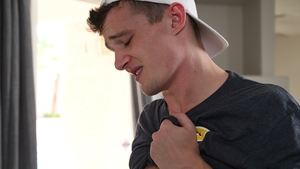 Big load cumshot settles the debate between best friends